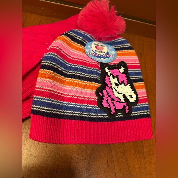 Set of gloves, hat and scarf for this cold       Set Vibrant Pink Knit Fabric - Picture 2 of 5